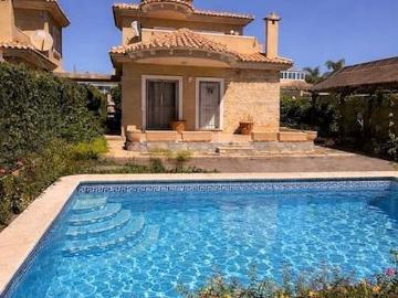 Chalet en venta en El Chaparral, Alicante Costa Blanca