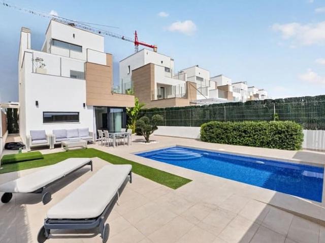 Chalet en venta en El Raso, Alicante Costa Blanca