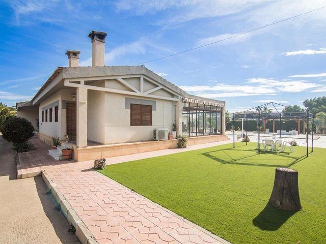 Chalet en venta en Elche / Elx, Alicante