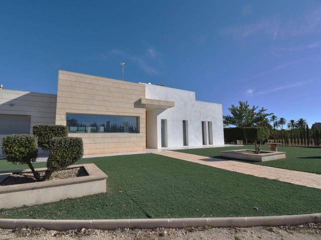 Chalet en venta en Elche / Elx, Alicante