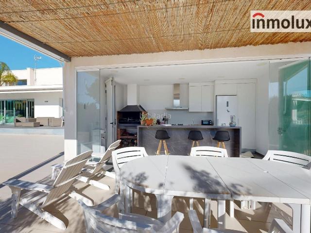 Chalet en venta en Elche Elx, Perleta Maitino. CHALET DE DISEÑO CON PISCINA EN LAS BAYAS. Chalets Elche.