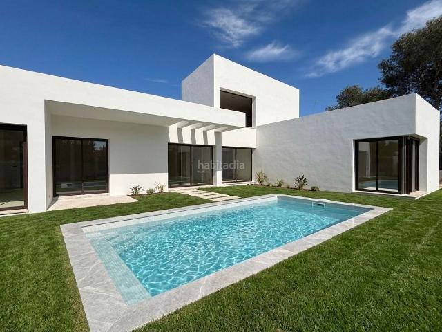 Chalet en venta en Eliana l´, Montealegre. CHALET INDEPENDIENTE CON PISCINA PRIVADA. Chalets Eliana.
