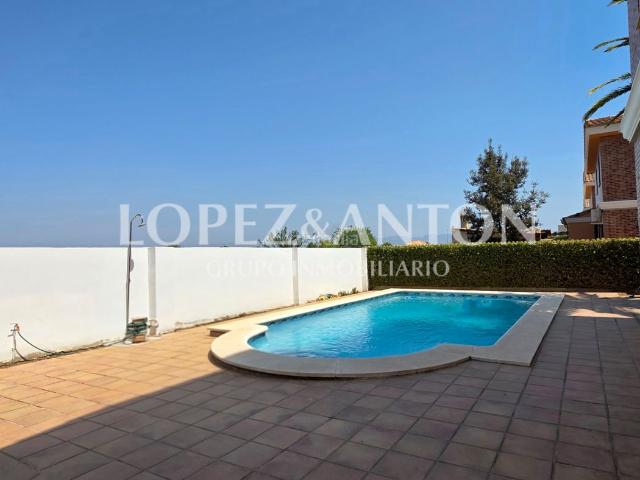 Chalet en venta en Eliana l´, Montealegre. Chalets Eliana.