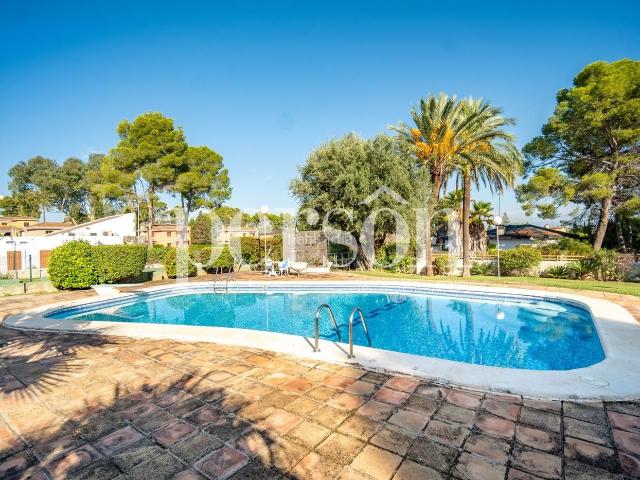 Chalet en venta en Eliana l´, Montealegre. Majestuoso chalet independiente en lEliana. Chalets Eliana.