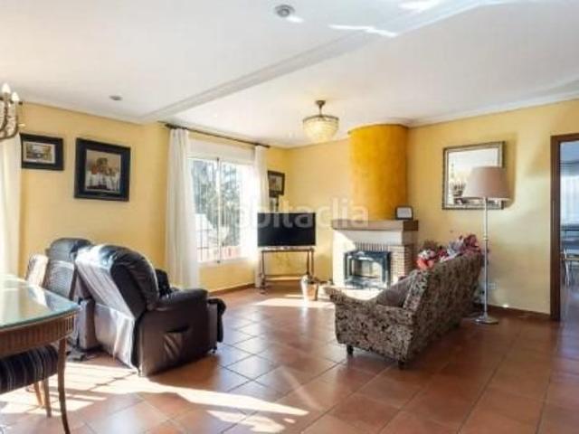 Chalet en venta en Eliana l´, Montepilar. Exclusiva villa en LEliana. Chalets Eliana.