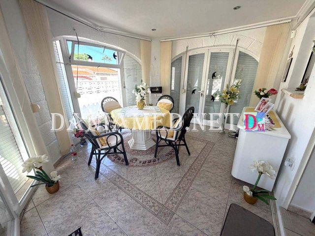 Chalet en venta en Els Poblets, Alicante Costa Blanca