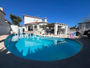 Chalet en venta en Els Poblets, Alicante Costa Blanca