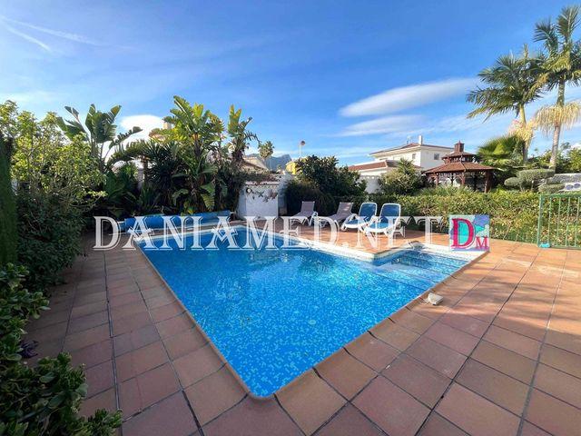 Chalet en venta en Els Poblets, Alicante Costa Blanca