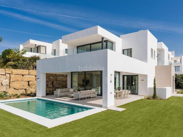 Chalet en venta en Estepona, Estepona Golf. Chalets.