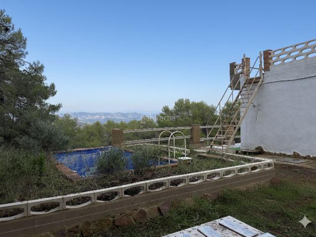 Chalet en venta en Estivella. Chalets.