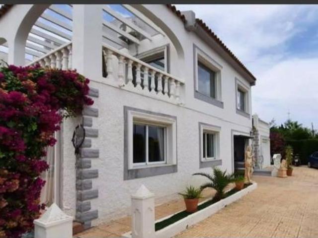 Chalet en venta en Escandinàvia El Captivador