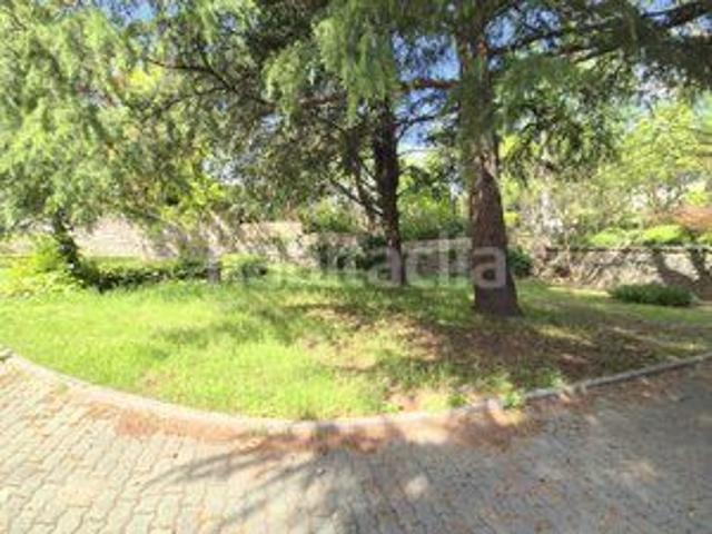 Chalet en venta en Escorial El, Centro Manguilla. Descubre este exclusivo chalet de lujo, situado en la mejor calle de El Escorial. Chalets Escorial.