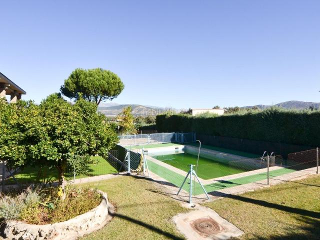 Chalet en venta en Escorial El, Las Zorreras Monte Encinar. Chalets Escorial.