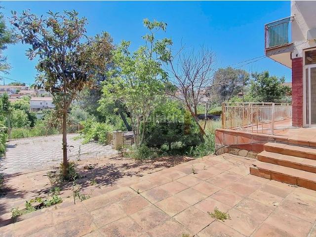 Chalet en venta en Esparreguera, Mas d´en Gall. Chalet independiente en venta en Esparreguera. Chalets.