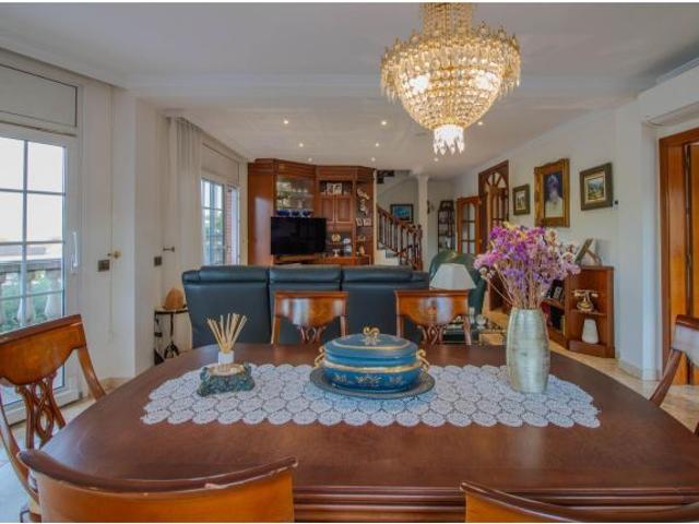 Chalet en Venta en Esparreguera, Barcelona