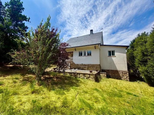 Chalet en venta en Espinar El, Los Ángeles de San Rafael. Casa o chalet independiente en venta en Turin, 25. Chalets Espinar.