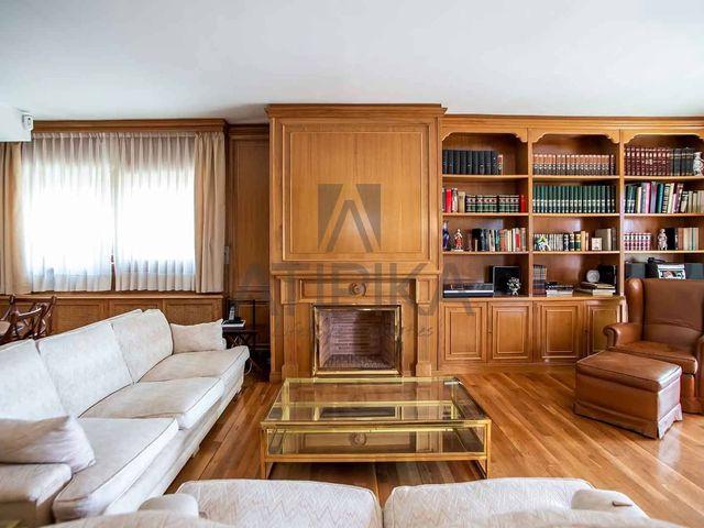 Chalet en venta en Esplugues de Llobregat, Barcelona