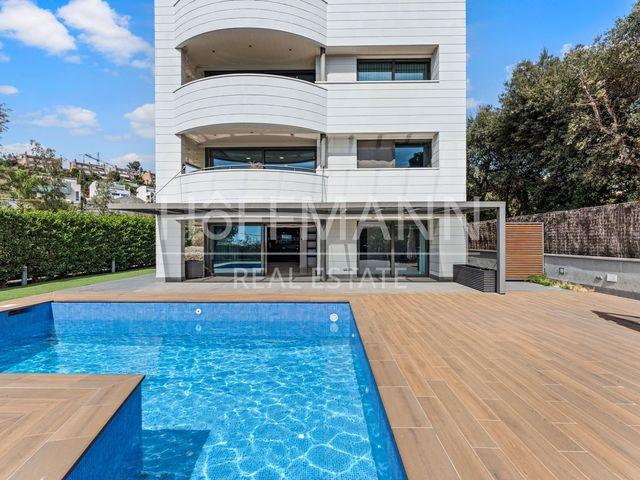 Chalet en venta en Esplugues de Llobregat, Barcelona