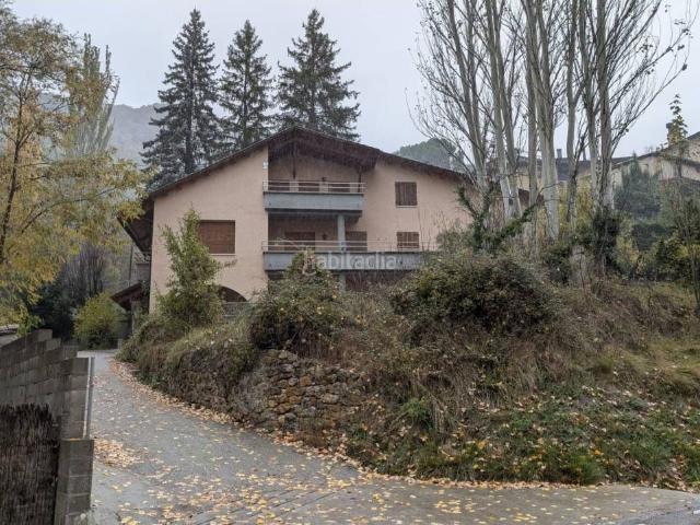 Chalet en venta en Fígols i Alinyà. casa chalet con fuego a tierra, garaje, dos terrenos en la misma finca POTENCIAL NEGOCIO RURAL. Chalets Fígols i.