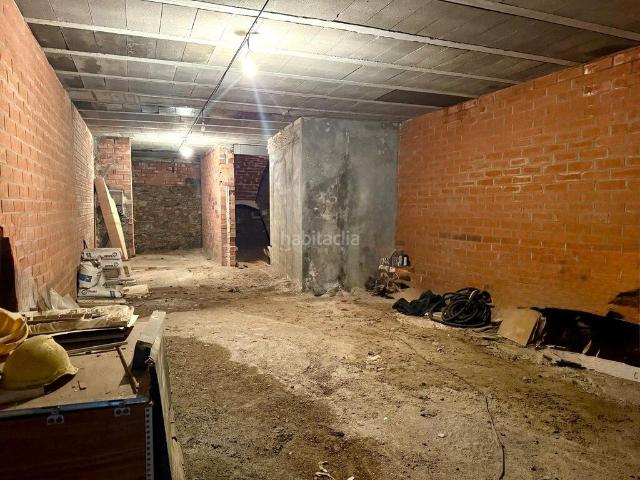 Chalet en venta en Figueres, Eixample Horta Capallera. Casa adosada a reformar en Figueres con proyecto CCalçada de Tapis nº7. Chalets.