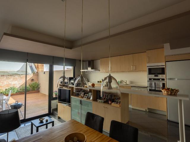 Chalet en venta en Figueres, Poble Nou Olivar Gran. Casa en perfecto estado en el centro. Chalets.