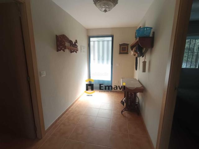 Chalet en venta en Figueroles. ? ¡Espacio, comodidad y naturaleza en una sola propiedad! ?. Chalets.