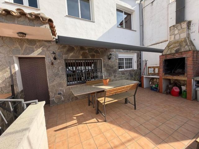 Chalet en venta en Flix Costa Dorada. Chalets.