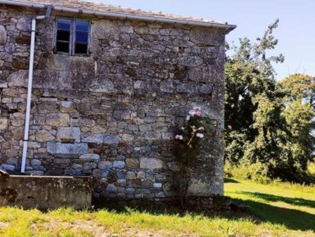 Chalet en Venta en Friolfe, Lugo