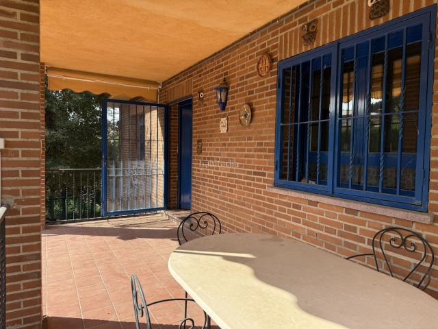 Chalet en venta en Fuentenovilla. Fantastico chalet en plena naturaleza, para entrar a vivir. Chalets.