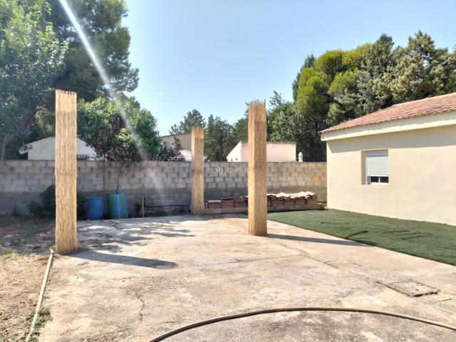 Chalet en venta en Fuentes de Ebro. FINCA URBANA. Chalets Fuentes de.