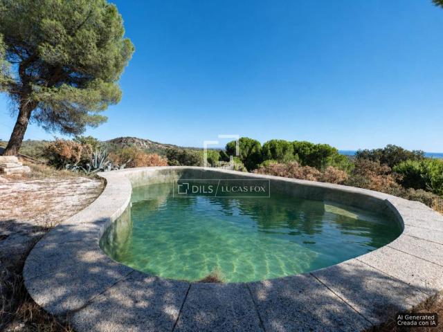 Chalet en venta en Hoyo de Manzanares. Naturaleza, tranquilidad y vistas espectaculares a la Sierra. Chalets Hoyo de.
