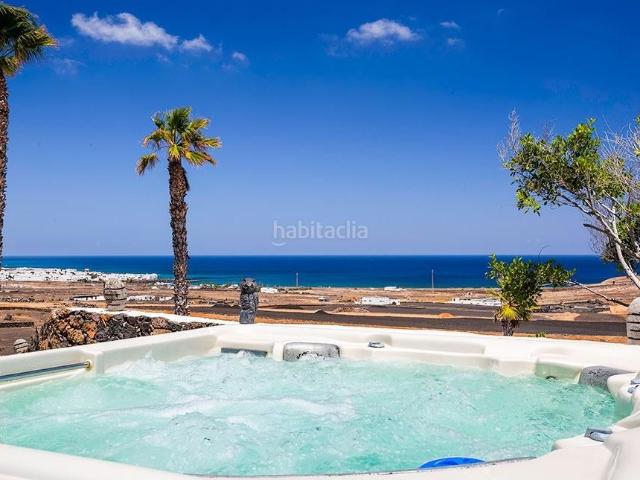 Chalet en venta en Haría, Tabayesco. Chalets.