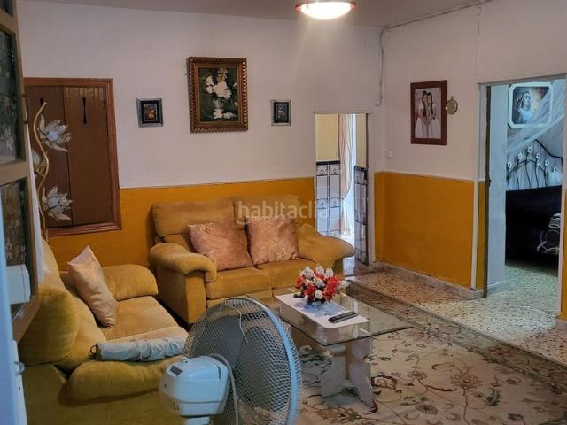 Chalet en venta en Hellín. Amplia Casa Familiar en Hellín. Chalets.