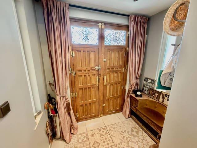 Chalet en venta en Heredades, Alicante