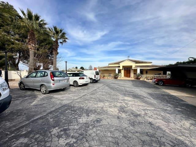 Chalet en venta en Heredades, Alicante