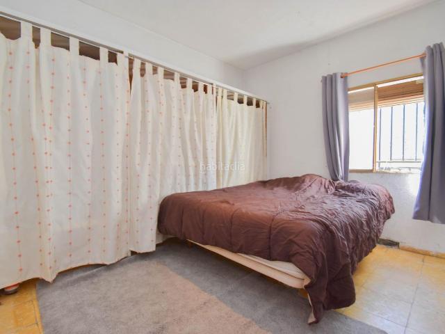 Chalet en venta en Huétor Vega. Chalet para reformar a tu gusto y sacarle rentabilidad desde el primer día. Chalets Huétor.