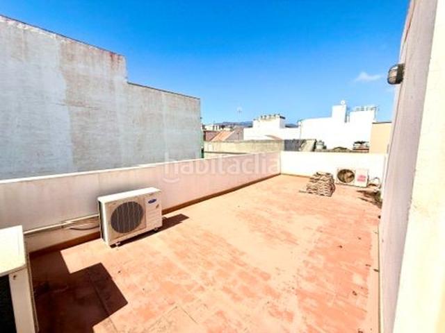 Chalet en venta en Ingenio, Carrizal. Triplex de 350m2 con una terraza interior de ensueño. Chalets.