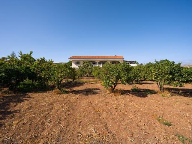 Chalet en venta en Ingenio, Gran Canaria