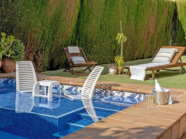 Chalet en venta en Jun. CHALET EN JUN. Chalets.