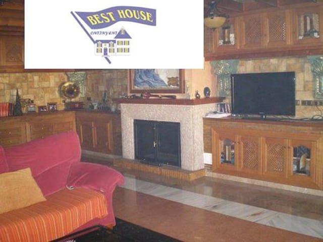 Chalet en venta en Ontinyent, Valencia