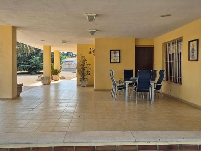 Chalet en venta en Ontinyent, Valencia