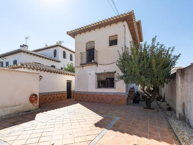 Chalet en venta en Ogíjares. Chalets.
