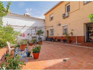 Chalet en Venta en Ogíjares, Granada