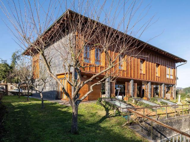Chalet en venta en Olaberria. Increíble residencia unifamiliar en un entorno natural privilegiado con vistas panorámicas únicas!. Chalets.