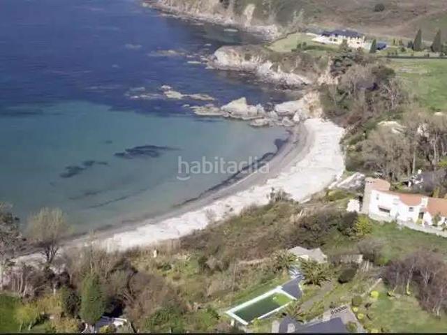 Chalet en venta en Oleiros, Oleiros Pueblo. Chalet moderno de obra nueva con jardín, piscina y terraza en Dorneda, Oleiros. Chalets.