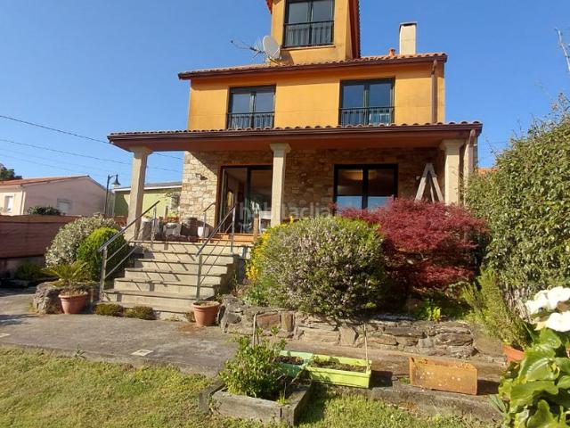 Chalet en venta en Oleiros, Mera Serantes. CHALET con parcela en ESPIÑEIRO MERA OLEIROS A CORUÑA. Chalets.