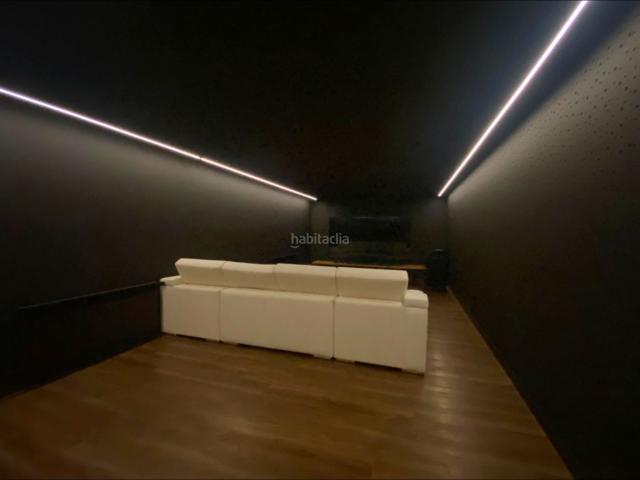 Chalet en venta en Oleiros, Nós. Chalet estilo moderno. Chalets.