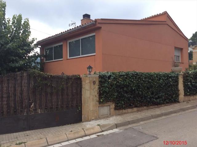Chalet en venta en Olesa de Montserrat. Chalet en Vacarisses. Chalets Olesa de.
