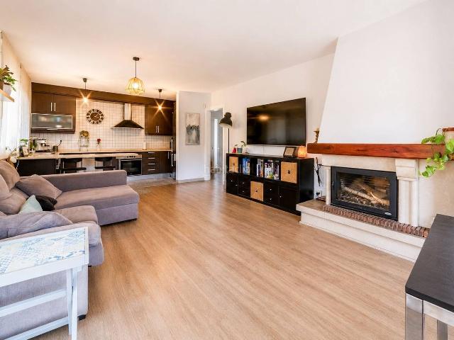 Chalet en venta en Olèrdola. Casa unifamiliar en venta. Chalets.