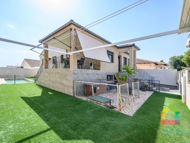 Chalet en venta en Olías del Rey. CHALET DE RECIENTE CONSTRUCCIÓN CON PISCINA, AEROTERMIA Y AMPLIO GARAJE EN EL BEATO. Chalets Olías del.